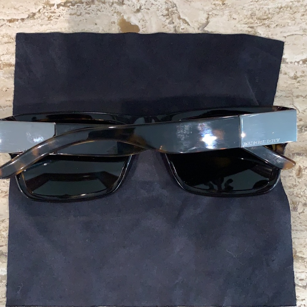 BURBERRY Sunglasses Burberry Plaid Case Included - Picture 12 of 12